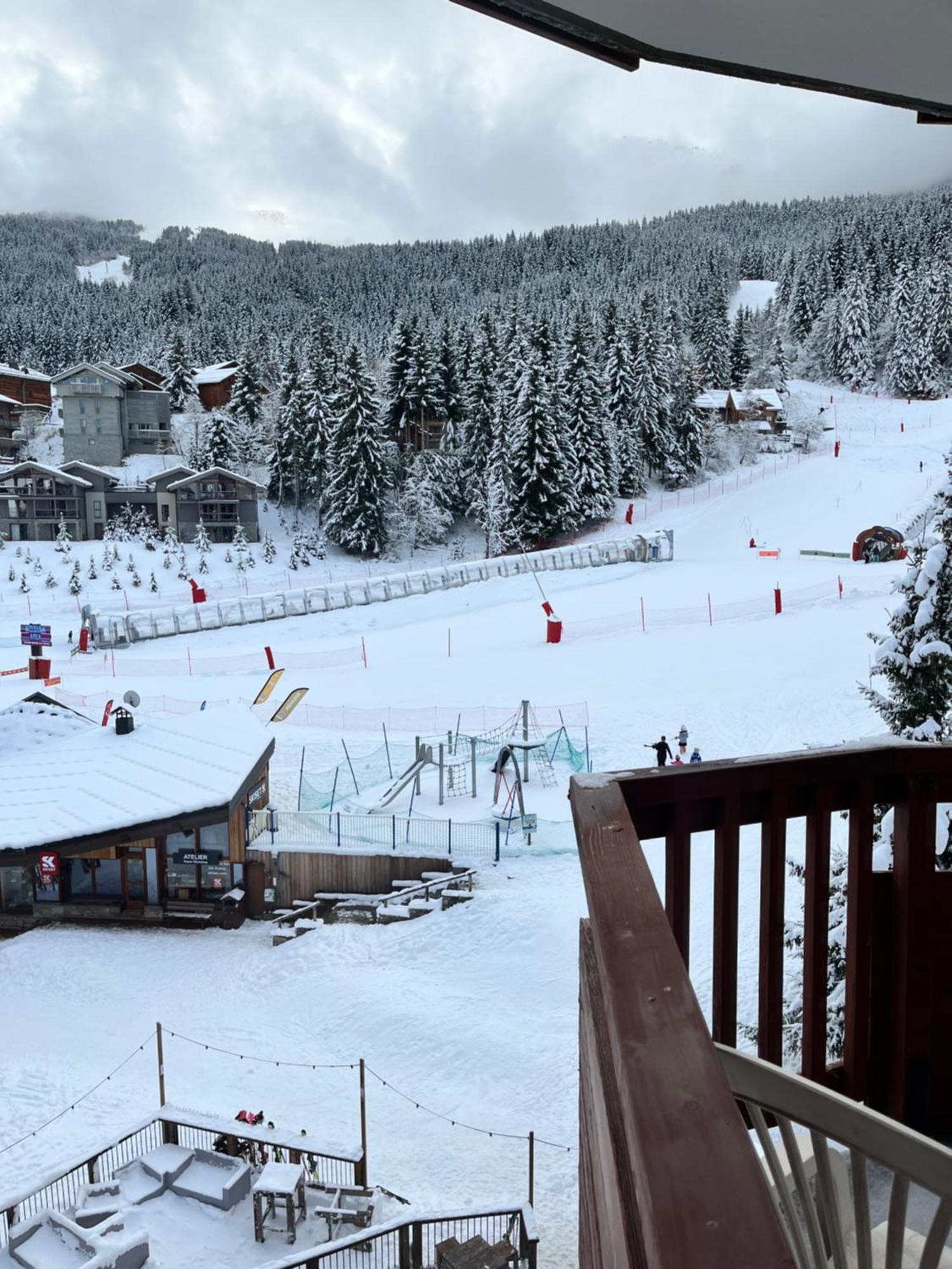 Courchevel Au Pied Des Pistes, La Tania Lägenhet Exteriör bild